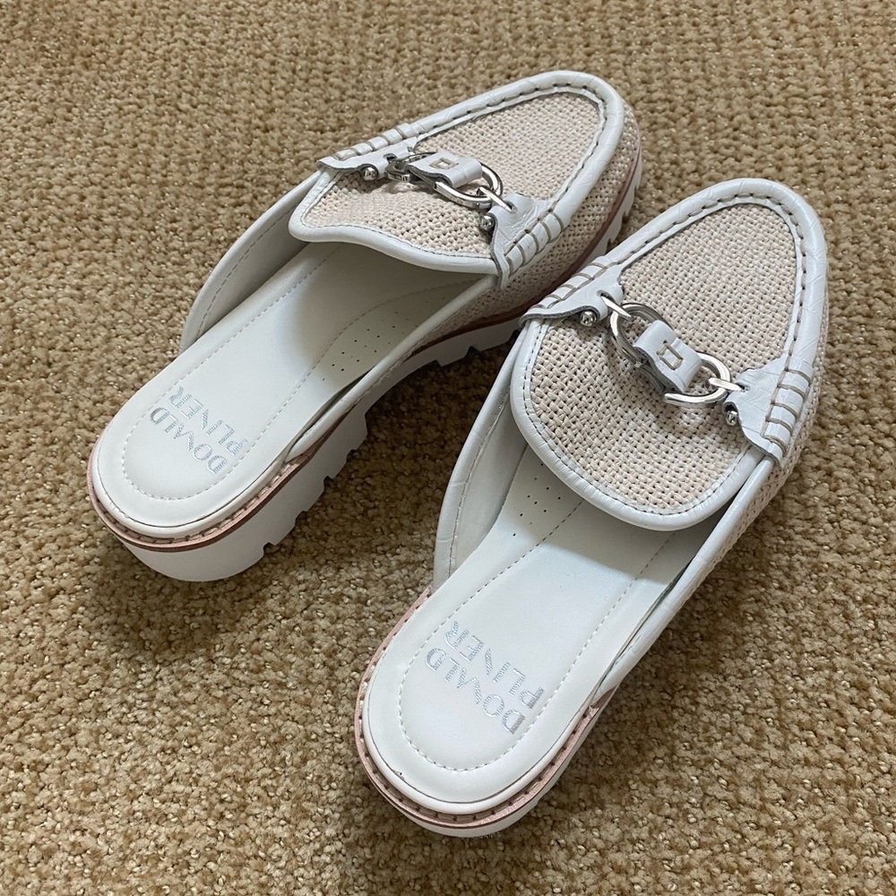 Donald J. Pliner White and Beige Slip-On Mule Loafers with Silver Hardware
